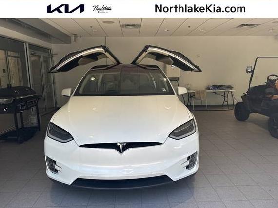 TESLA MODEL X 2018 5YJXCAE21JF112914 image